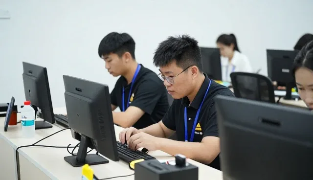 农业基地解决方案中的商务代理服务选择
